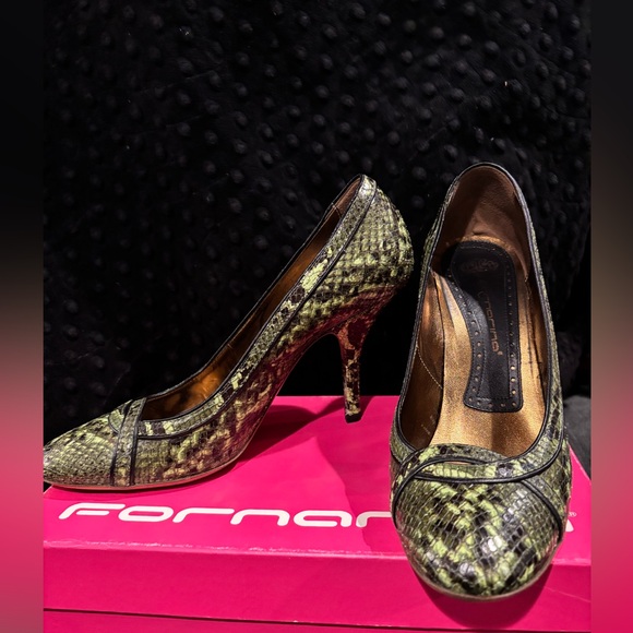 Fornarina Green Snakeskin Heels - Picture 1 of 5